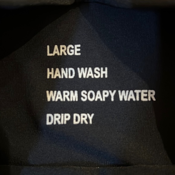 NWOT EXECUTE Athletic TShirt UPF 30+ pickleball jogging hiking biking patriotic - Picture 5 of 9